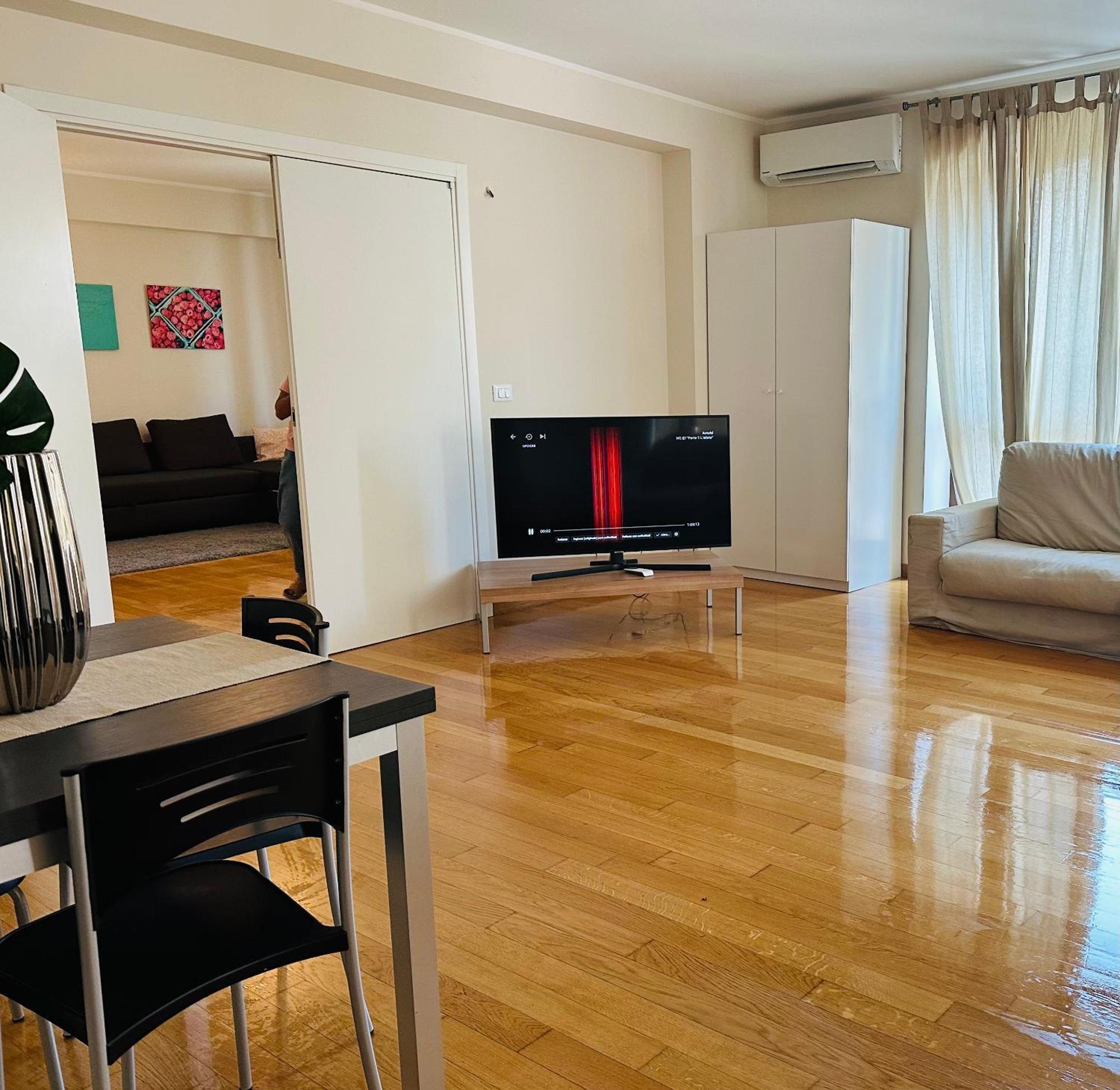 Lux Studio And Apartment คาตาเนีย ภายนอก รูปภาพ